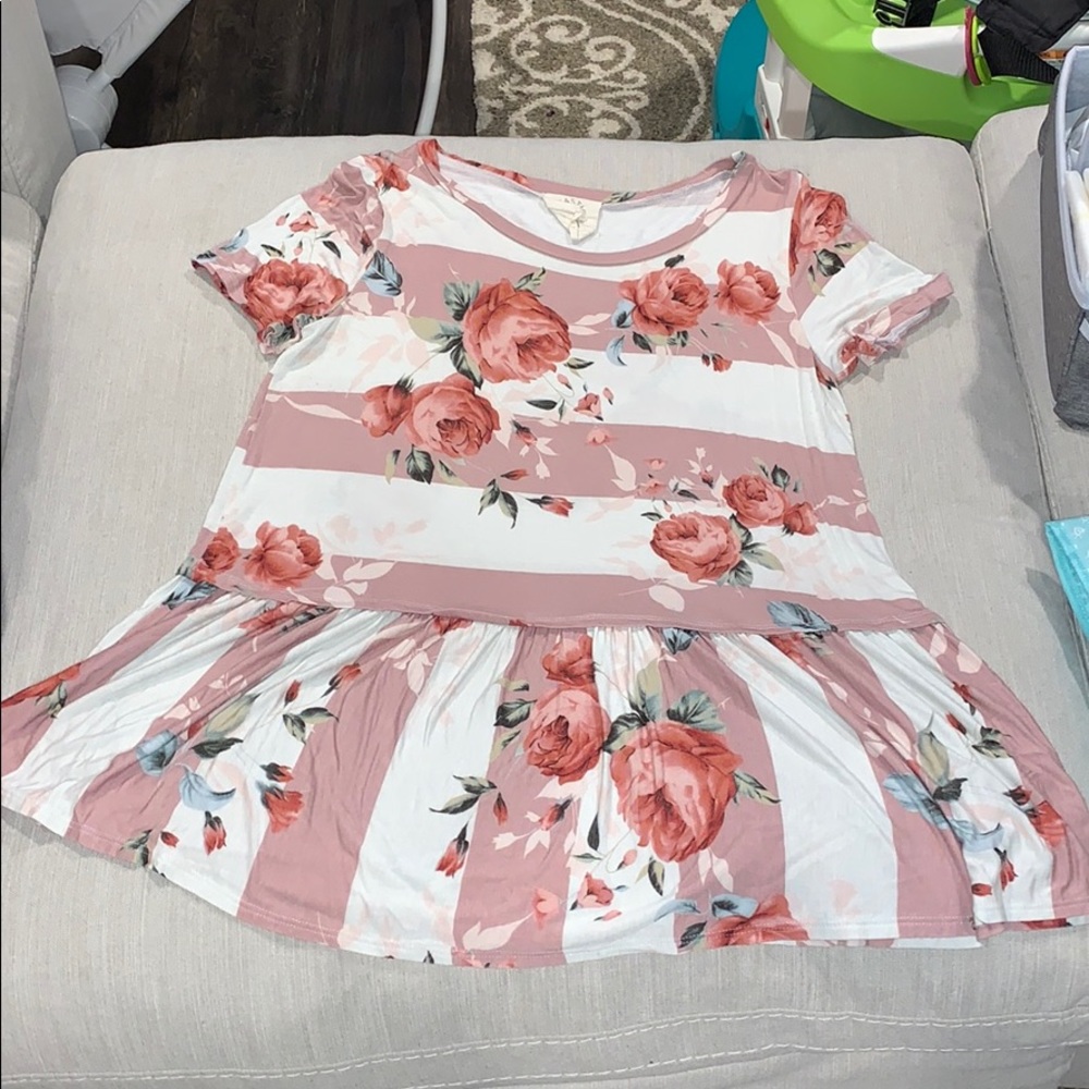 Floral striped flair top